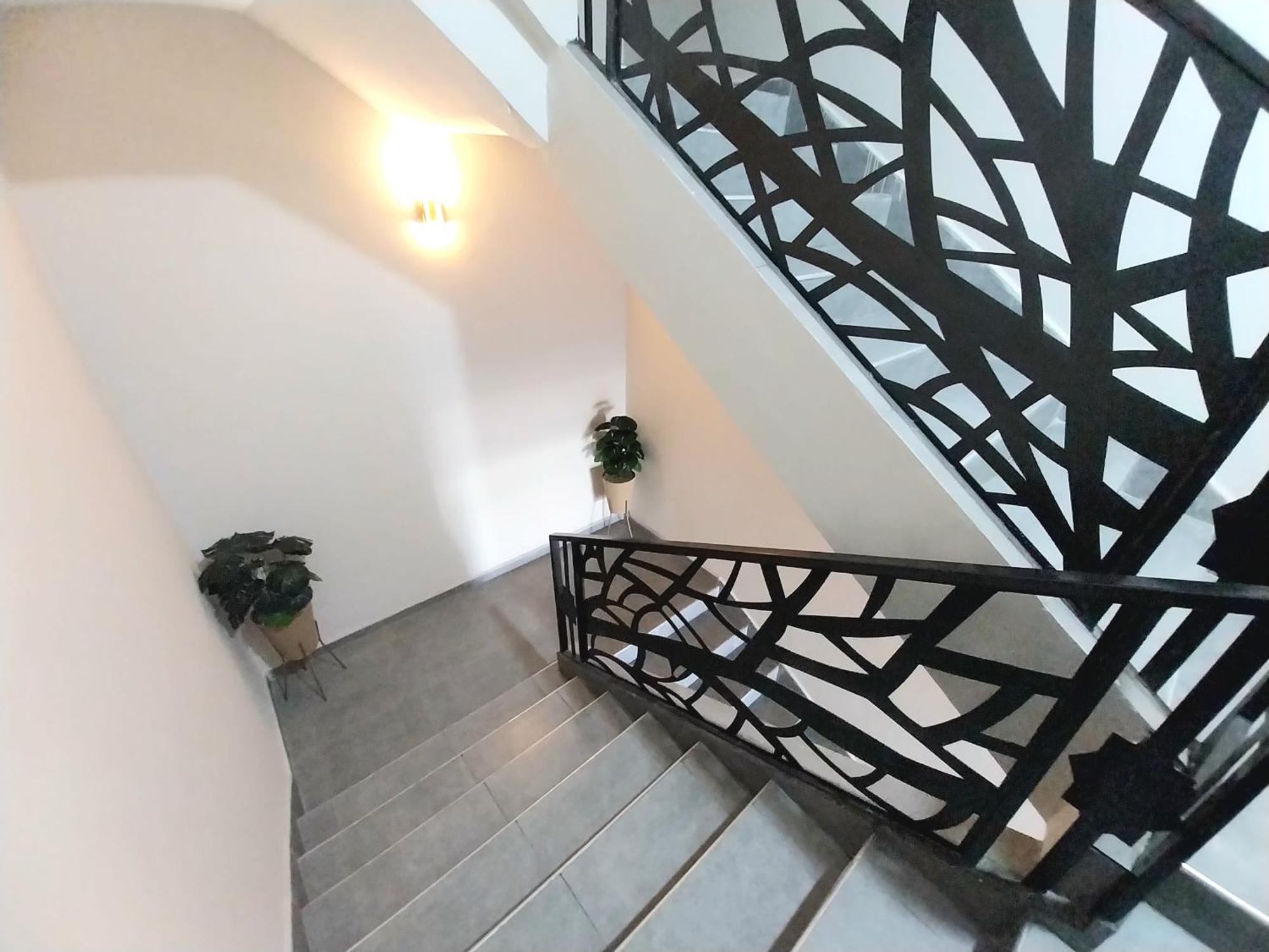 Cosy Appartement Proche De L'Aeroport Mohamed 5 Deroua Ngoại thất bức ảnh